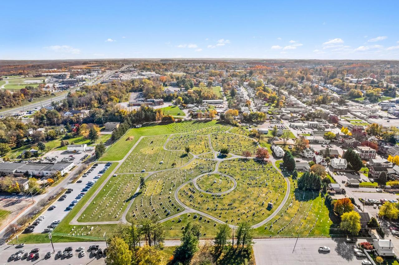 Slide 1 of cemetery gallery